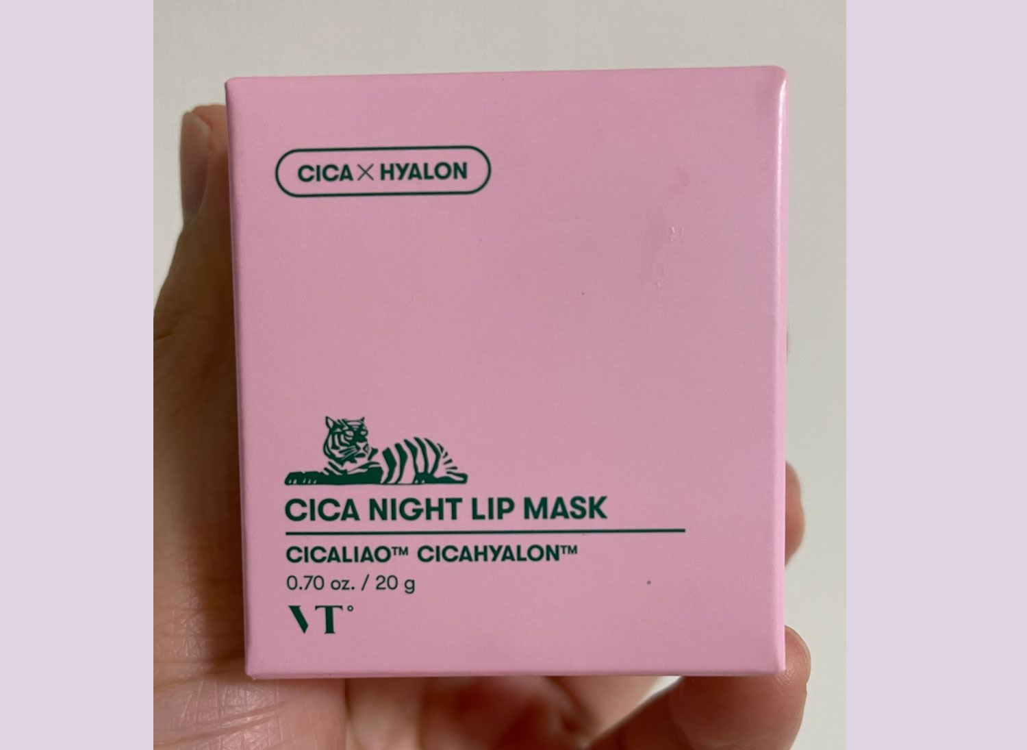 CICA ナイトリップマスク　価格1760円（税込）